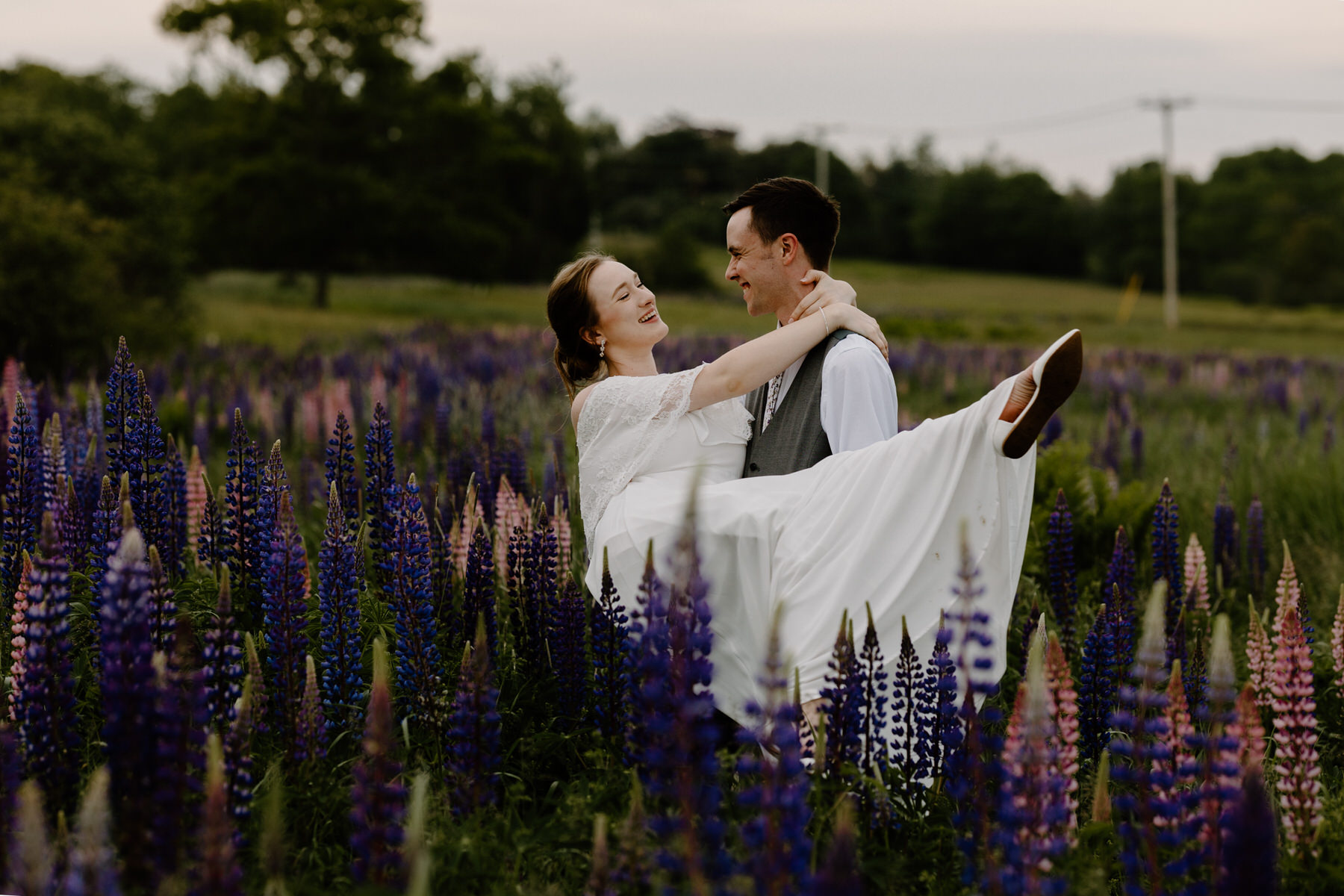 Did you know you can elope in the North East? A big misconception in the elopement world is that you must go to Colorado or the PNW to elope because that is what most of us have seen.