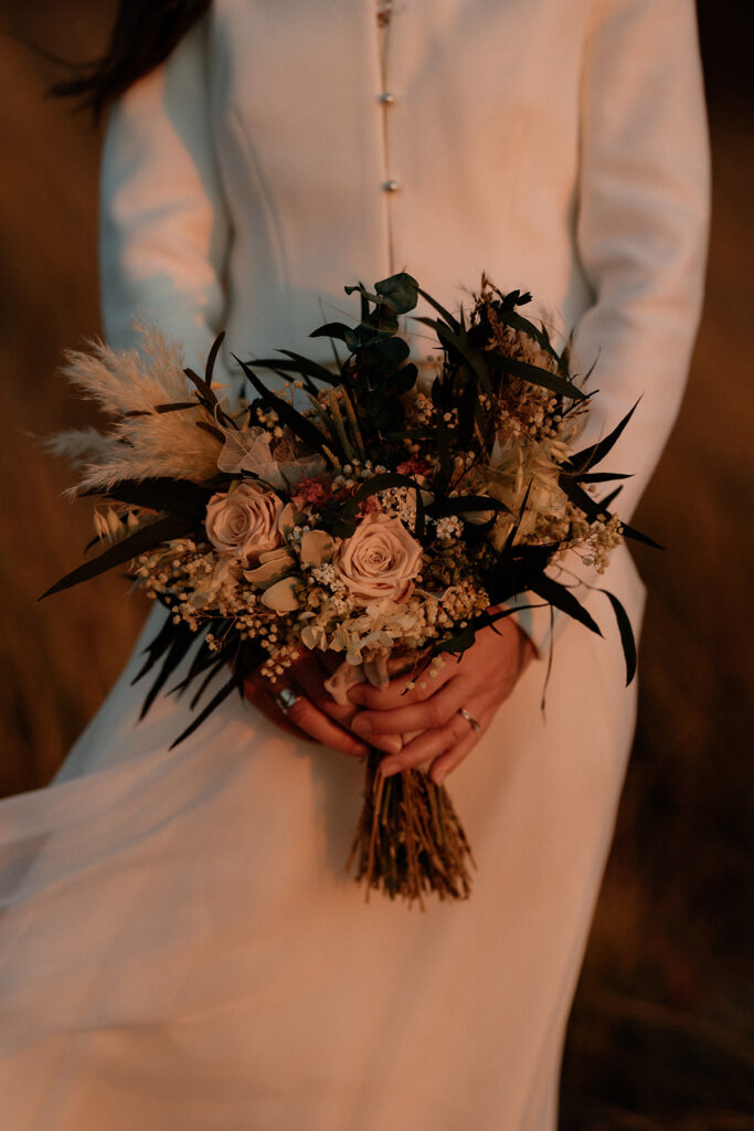 dried elopement flowers