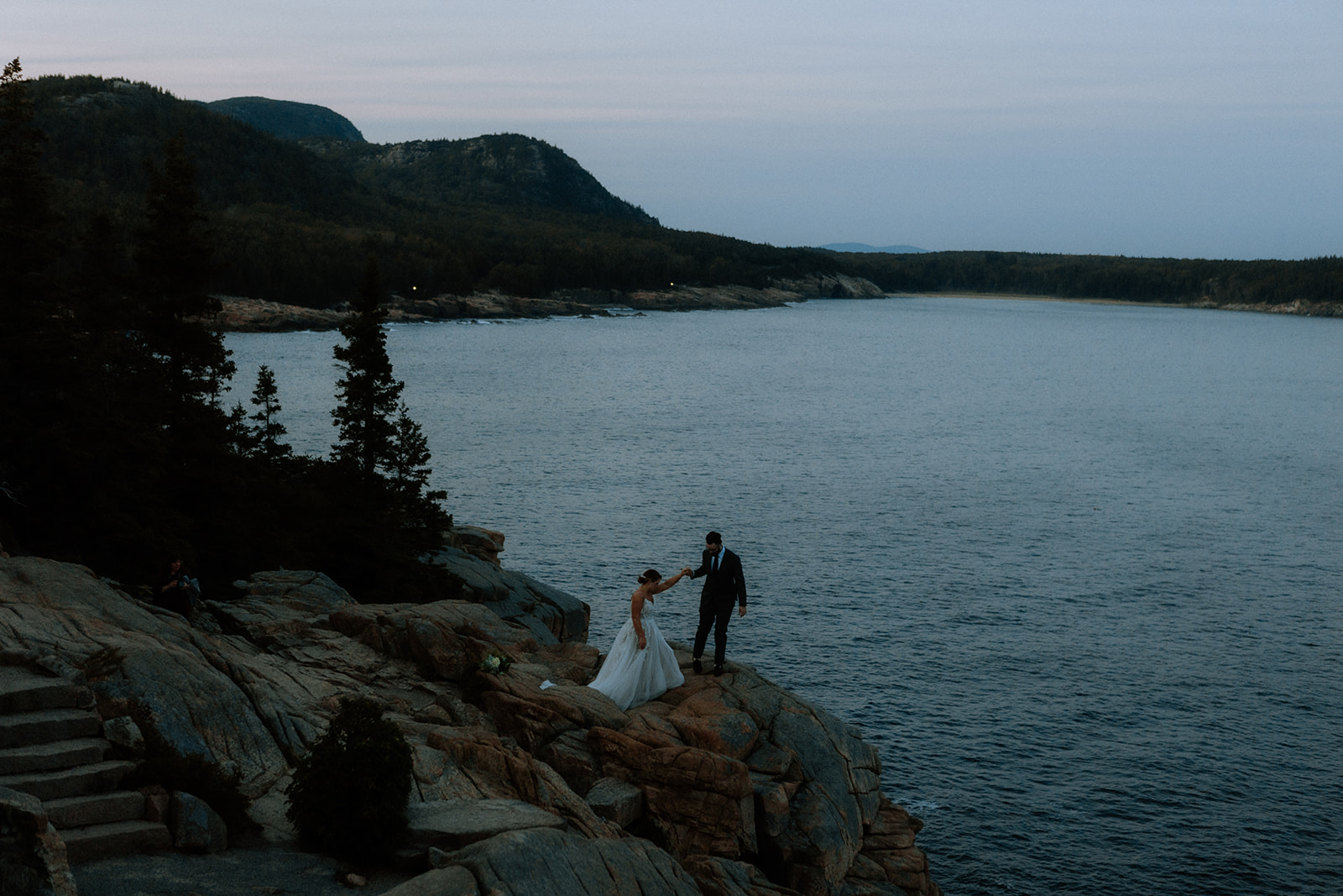 Maine intimate wedding photographer